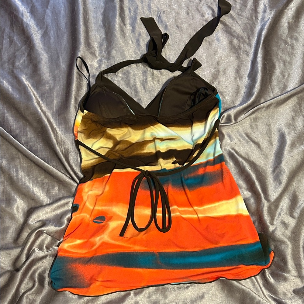 Halter Top - Picture 3 of 5